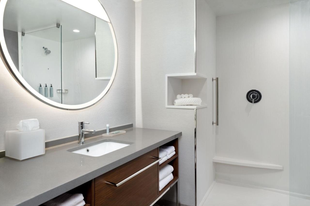Courtyard By Marriott Richmond Scott'S Addition エクステリア 写真